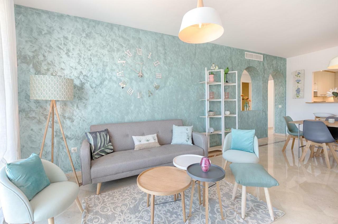 Sea & Mountain View Penthouse Appartement Estepona Buitenkant foto