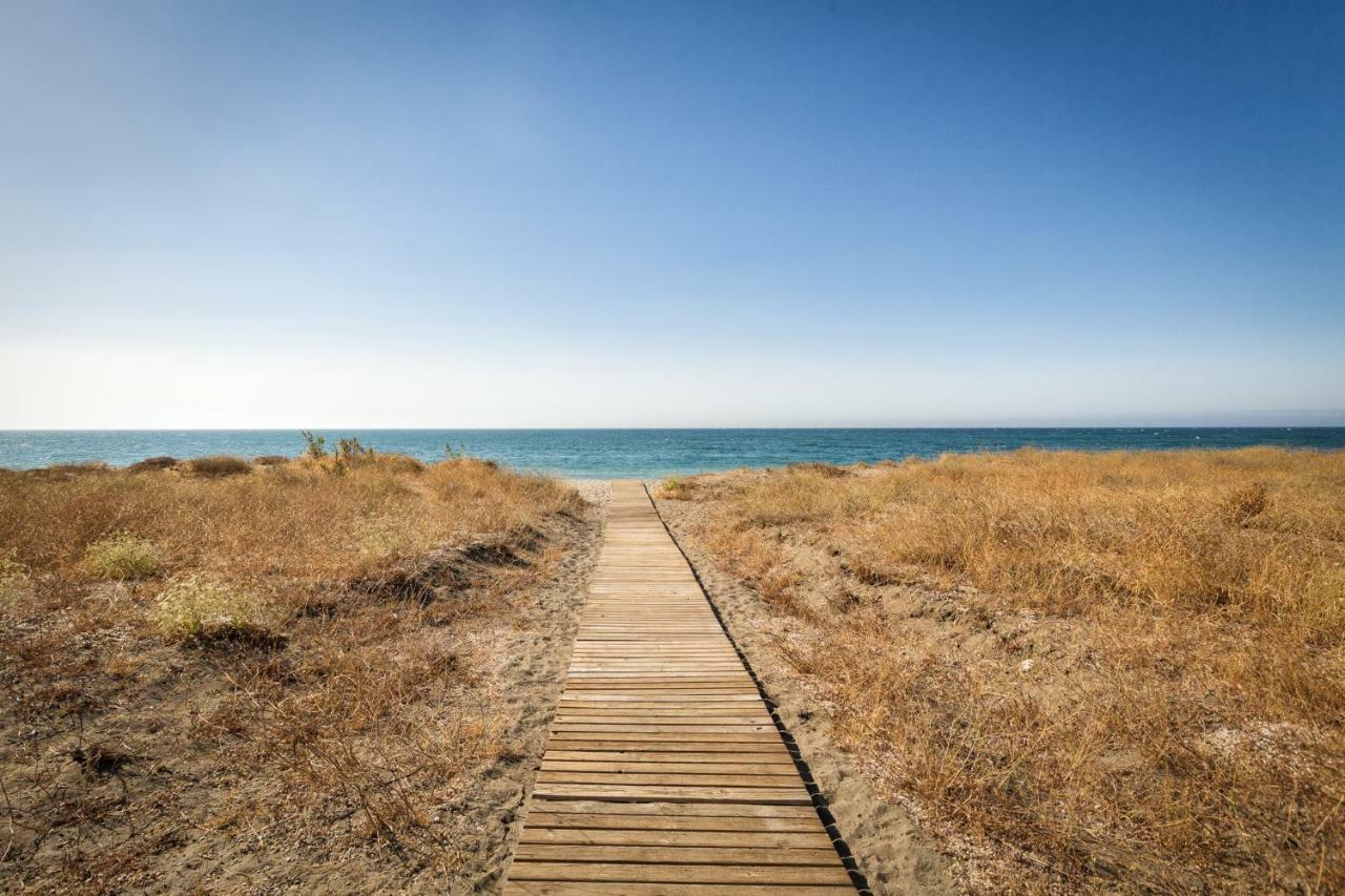 Sea & Mountain View Penthouse Appartement Estepona Buitenkant foto