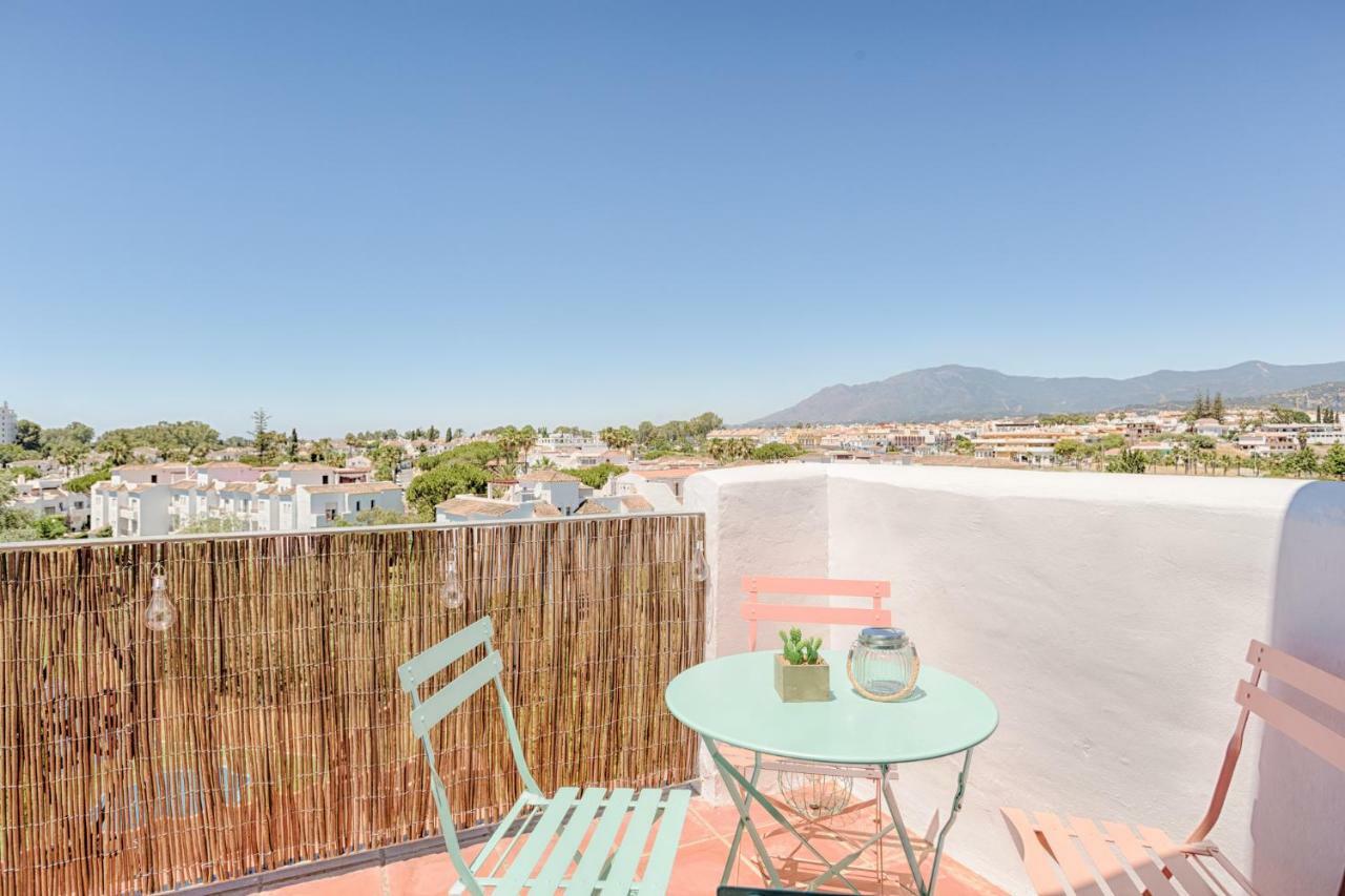 Sea & Mountain View Penthouse Appartement Estepona Buitenkant foto