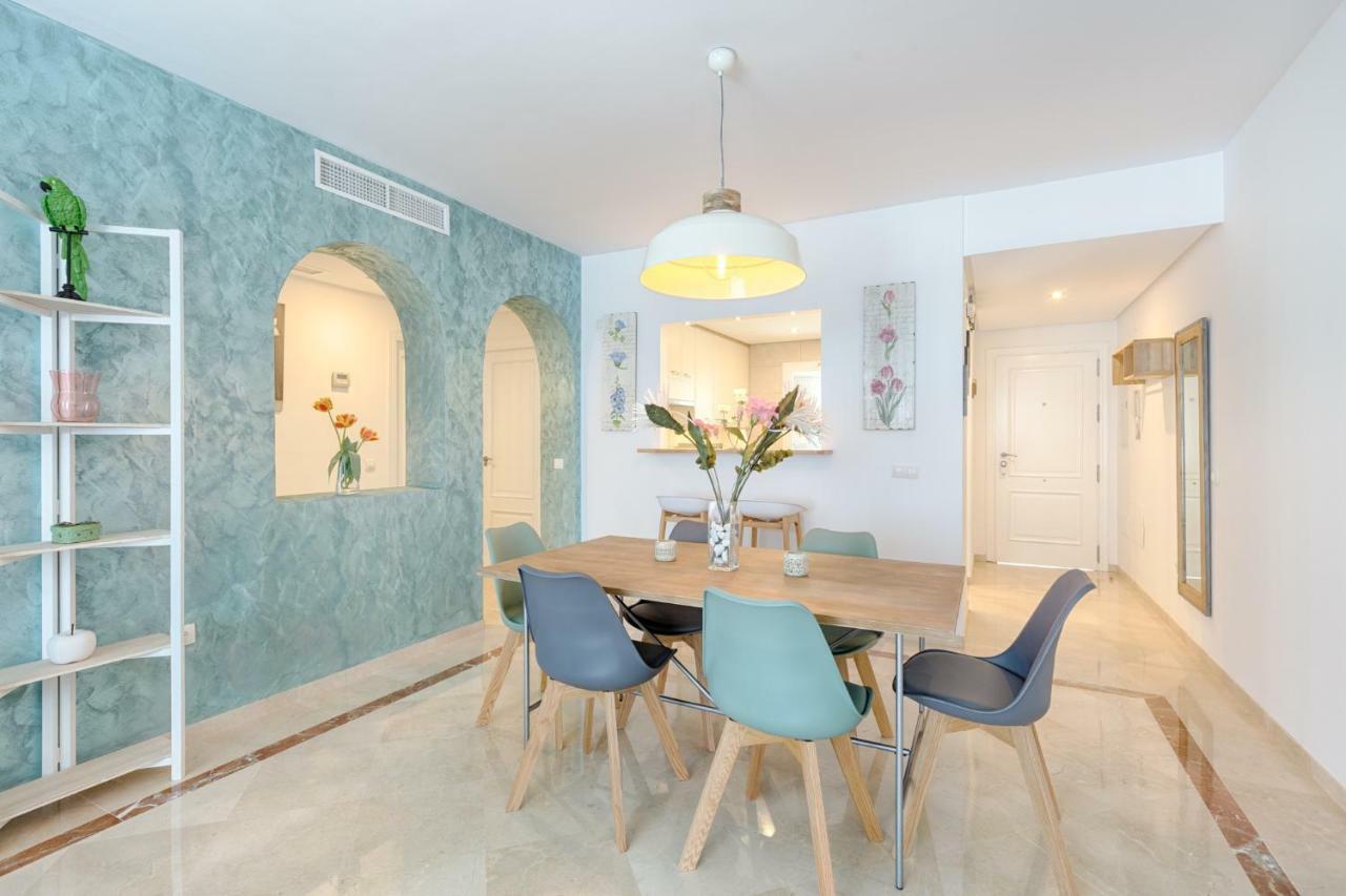 Sea & Mountain View Penthouse Appartement Estepona Buitenkant foto