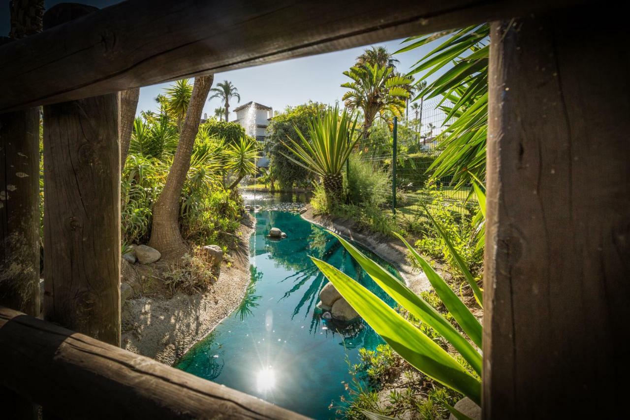 Sea & Mountain View Penthouse Appartement Estepona Buitenkant foto