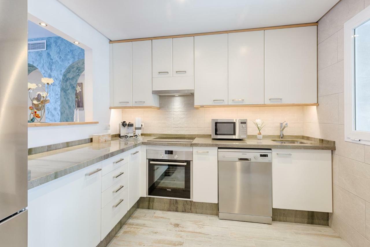 Sea & Mountain View Penthouse Appartement Estepona Buitenkant foto