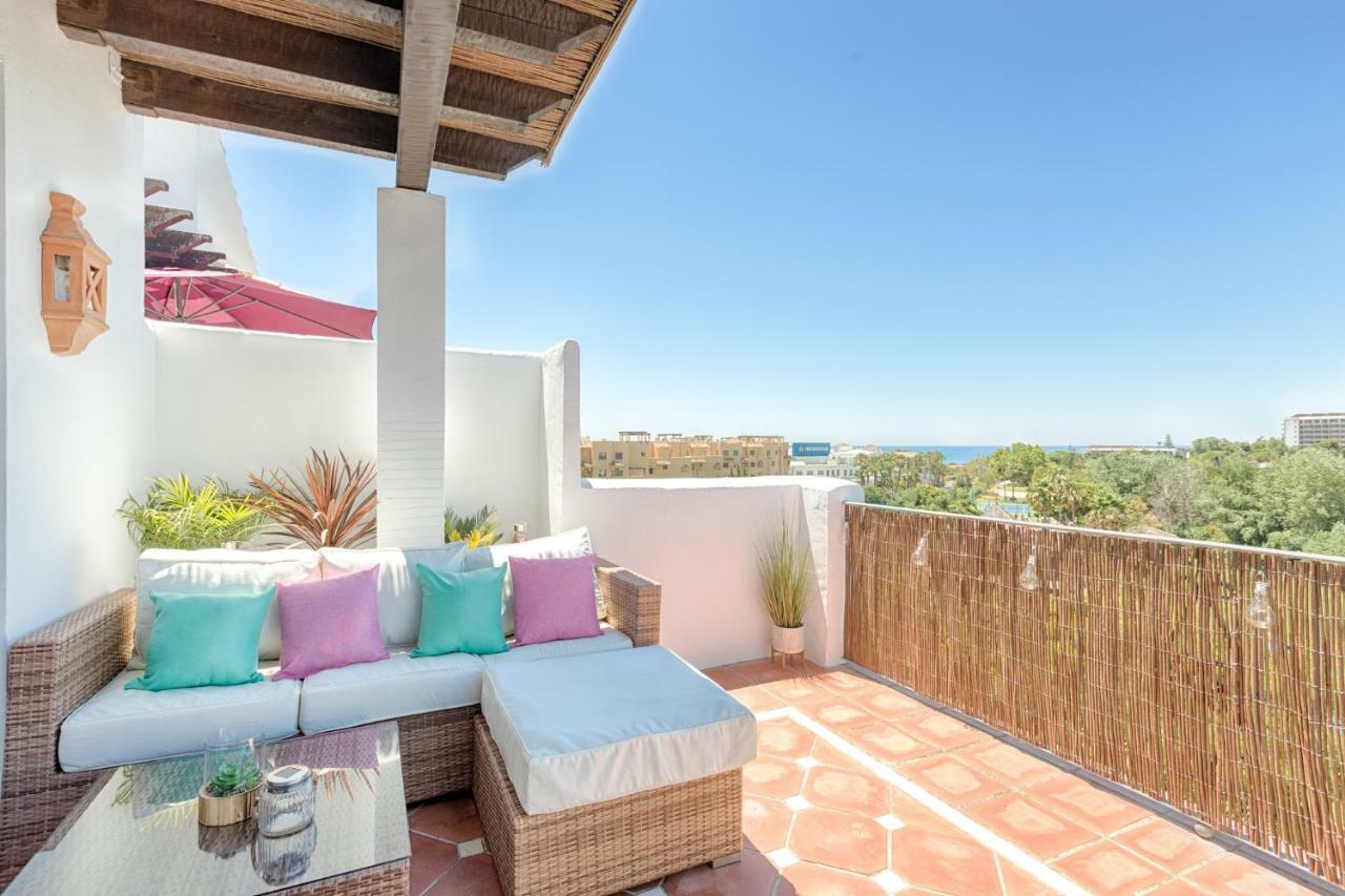 Sea & Mountain View Penthouse Appartement Estepona Buitenkant foto